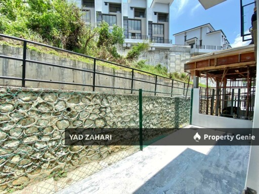 Nassim Heights, Ampang | 3-Storey Link 5 Bedrooms | RM1.2M - Strategic Location & Exclusive Private Road