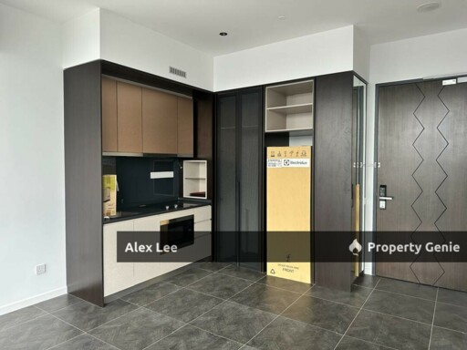 Scarletz Suite KLCC with Sky Infinity pool and High Rental Return