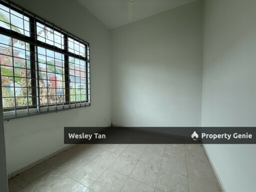 Taman Tanjung Minyak Perdana , Melaka - 1 Storey Terrace House | Bare Unit | Below Value | Serious Owner , View To Offer