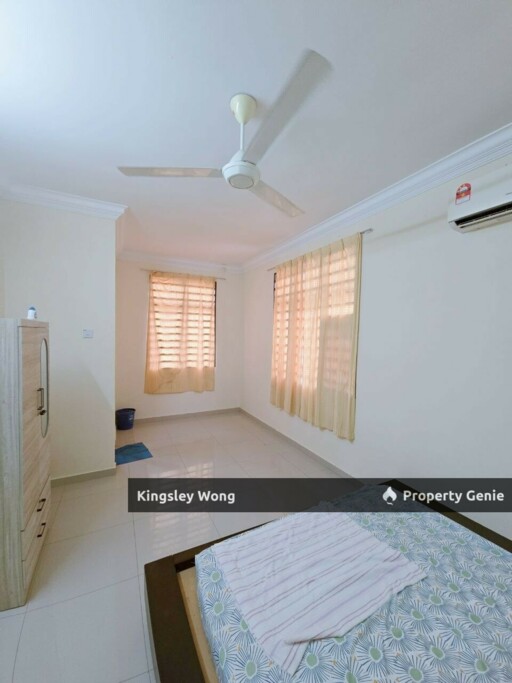 Bukit Merchu Kuala Kangsar Freehold Double Storey Inter Corner House big size land 20x82