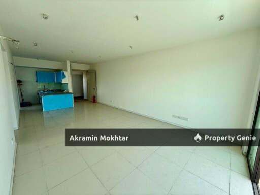 Freehold, Low Level & 2 Parking | Vista Mahogani Condominium, Saujana Impian, Kajang.