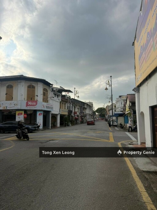 Double Storey Corner Shoplot For Sale @ Bandar Kaba