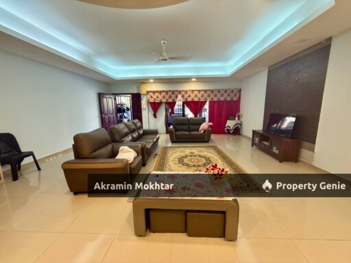 Renovated & Extended | Double Storey Terrace Intermediate ,Bandar Nusaputra