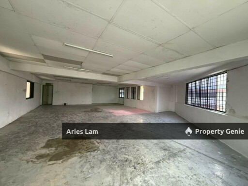 Permas Jaya 1.5 Storey Corner Lot Terrace Factory /Near JB Town /Masai