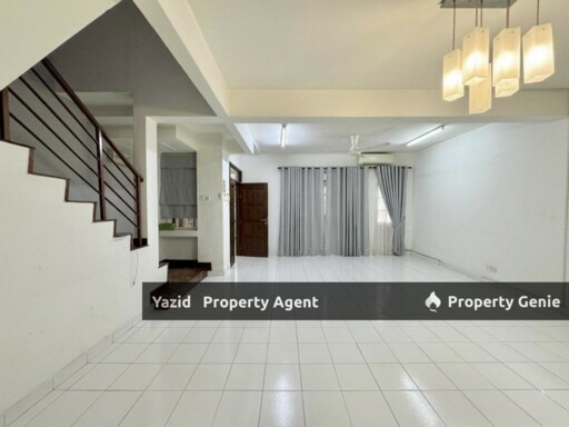Double Storey, Taman Seri Putra, Kajang [ Gated and Guarded  ]