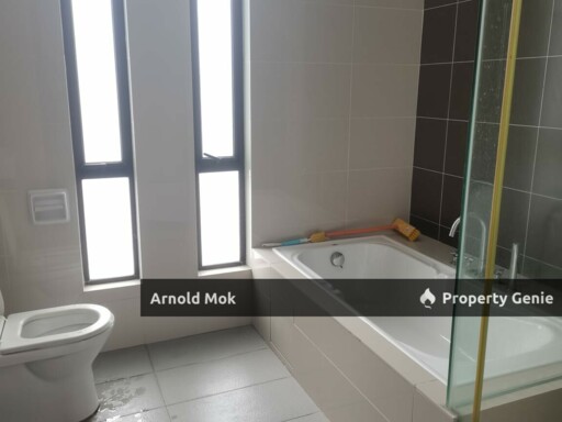 2 Storey Cluster House at Grey Stone Adda Heights for Rent