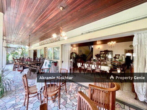 EXCLUSIVE END LOT BUNGALOW @ SEKSYEN 16, PETALING JAYA