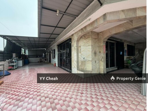 Taman Pertama Ipoh Single Storey Corner House For Sale Great Location, Spacious Home