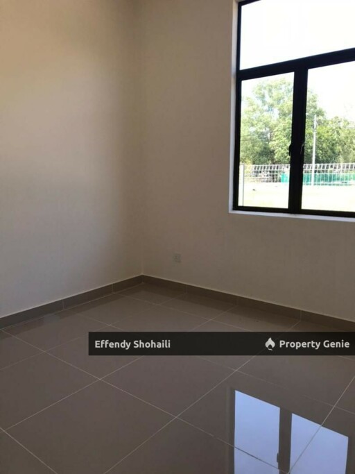 MAHKOTA HILLS SEKSYEN 5 LENGGENG BUNGALOW