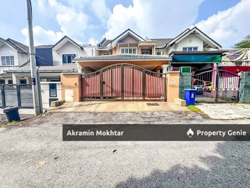 Freehold, Facing Open & Renovated | Double Storey Terrace Bandar Kinrara 2 BK2, Puchong