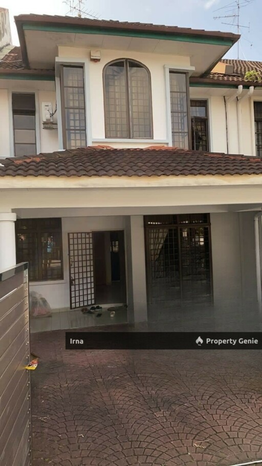 Double Storey Terrace House Jalan Bayu Bandar Seri Alam