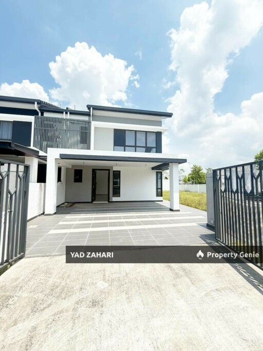 Casablanca, Alam Impian | 2-Storey Semi-D 4 Bedrooms | RM1.7M - Freehold, Non Bumi, Near Playground and Spacious Parking