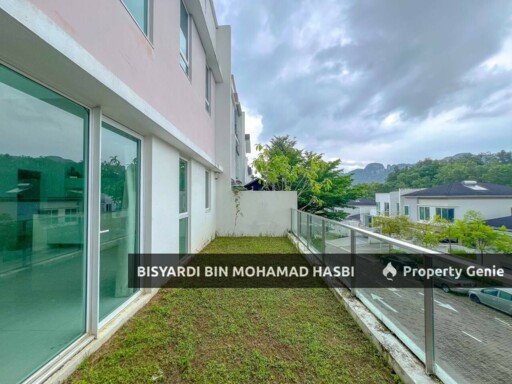 PRIVATE POOL 4 STOREY COURTYARD VILLA @ CONTOURS TAMAN MELAWATI