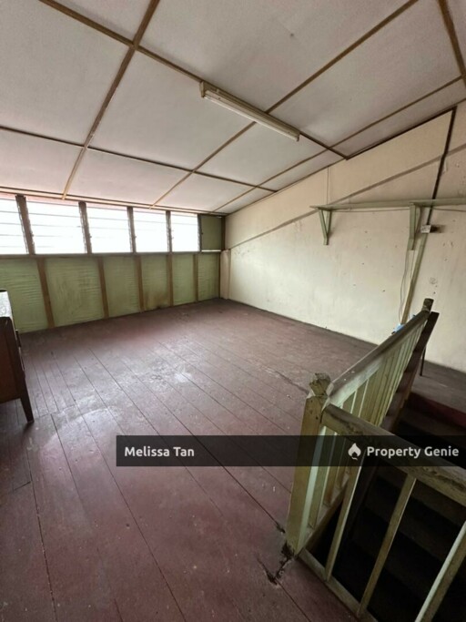 [2.5 Storey Shoplot] For Sale Jonker