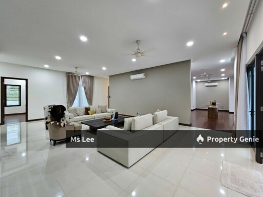 Newly Renovated  2.5 Storey Detached House @ Glenhill Saujana, Seksyen U1, Shah Alam