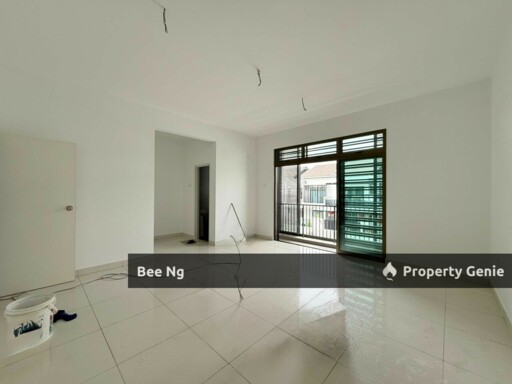 Rini Home 7 / Mutiara Rini / 2 Storey Terrace / Below Market Price