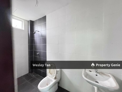 Below Bank Value Semi-D Type A Facing South-East in Klebang Utama