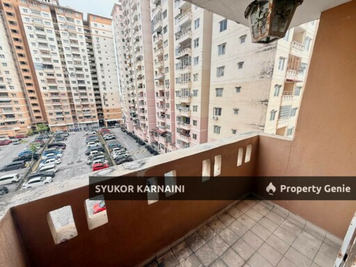 LAGUNA BIRU 1 APARTMENT, RAWANG, SELANGOR.