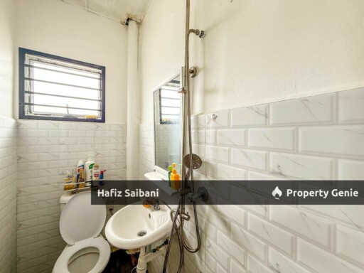 Double Storey Taman Sri Indah Cheras