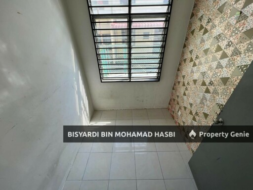 FACING OPEN 2 STOREY TAMAN SALAK PERDANA, BANDAR BARU SALAK TINGGI, SEPANG .