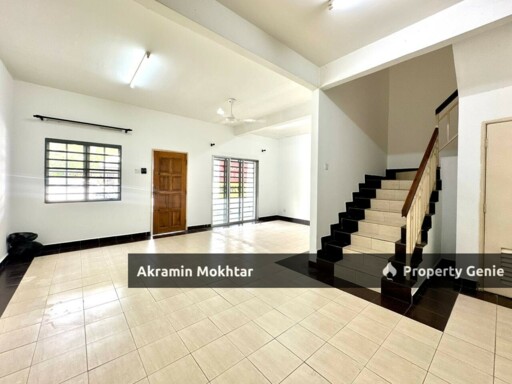 Double Storey Terrace Intermediate Seksyen 5, Kota Puteri, Rawang