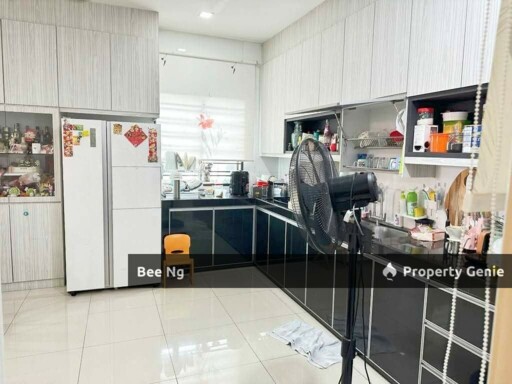 Park View @ Bandar Seri Alam 3 Storey Semi D Negotiable