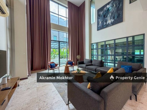 Renovated & Fully Furnished | 3 Storey Bungalow Kristal Court Seksyen 7, Shah Alam