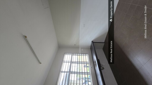 Corner House Huge Space For Rent in Kuantan