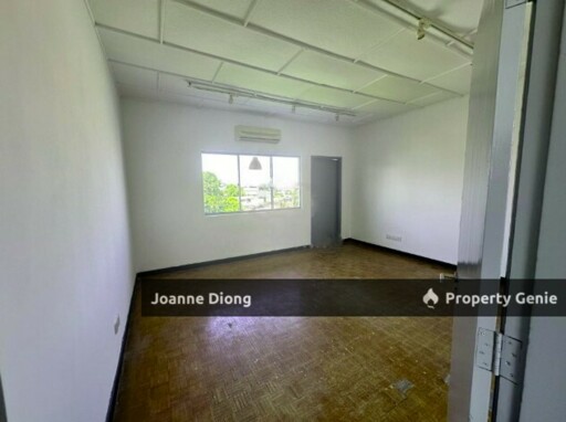Sek 14 PJ Double Storey Bungalow