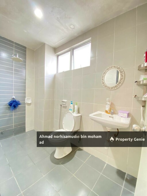 Cantik, Pangsapuri Damai, Seksyen 25, Shah Alam