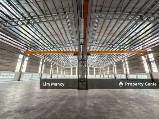 SILC Gelang Patah Medium Industrial Detached Factory with Loading Bay