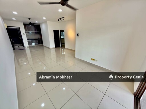 Freehold, Corner Unit & 2 Parking | Residensi Zamrud Kajang 2, Kajang Selangor .