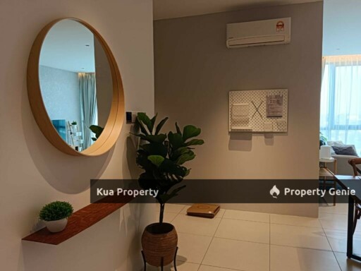 For Sale! Royal Richmond Gold Apartment @ Richmond Hill