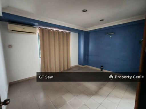 Desa Kiara Penthouse Duplex with 6 Bedrooms for Sale