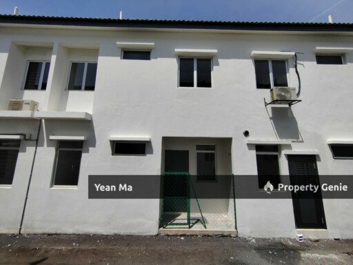 2 Storey Sari Alamanda JALAN 9