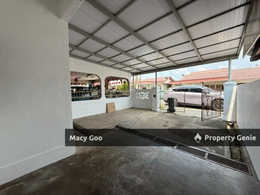 Single Storey Batu Berendam New Painting