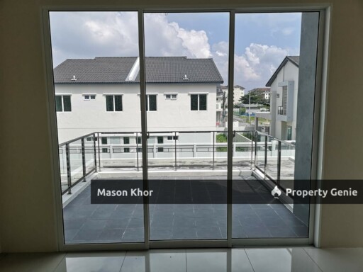 VILLA RAINTREE 2 STOREY SEMI-D 2154sf GATED AND GUARDED SIMPANG AMPAT