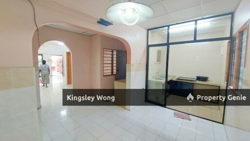 Bercham Utara Double Storey Terrace House Bacis Unit For Rent