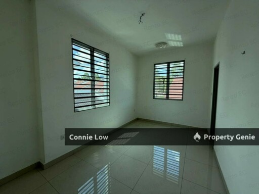 FREEHOLD KLEBANG PUTRA DOUBLE STOREY INTERMEDIATE CORNER FOR SALE