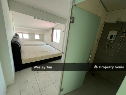 Jonker Tan Cheng Lock 2.5 Storey Shops Land Size 18x300 With 10 Rooms