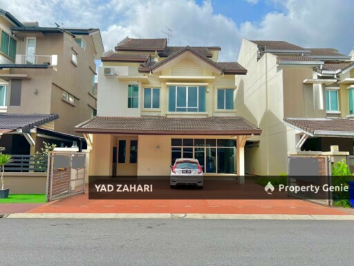 Kemuning Residence, Shah Alam | Bungalow 6 Bedrooms | RM1.35M - Partly Furnished and Nearby Surau