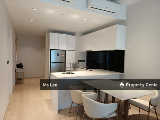 Star Residences Two @ KLCC - Near LRT & KLCC, level 35, Ready unit