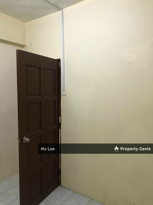 3rd floor Shop Apartment-Taman Desaria-PJS 5-Petaling Jaya-Ready Now