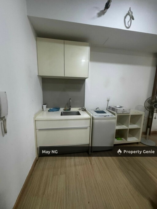 D’Sara Sentral Sungai Buloh @Fully Furnished SoVo Unit For Rent  | 405 sqft | Near MRT Kampung Selamat | RM1.6K