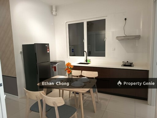 NADAYU 801 MASTER BALCONY ROOM WITH ATTACHED BATHROOM