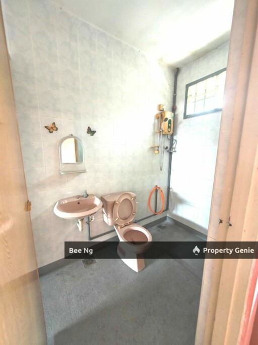 Taman Perling/1.5 Storey Terrace/Below Market Price