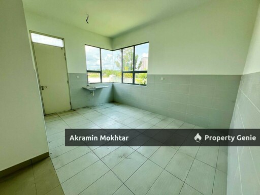 FREEHOLD & NEW | Bungalow 2 Storey Frangipani Villas, Kota Seriemas, Nilai.