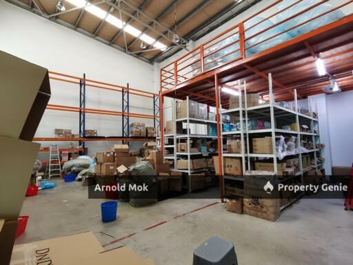 1.5 Storey Cluster Factory @ Setia Business Park 2, Kempas for Rent