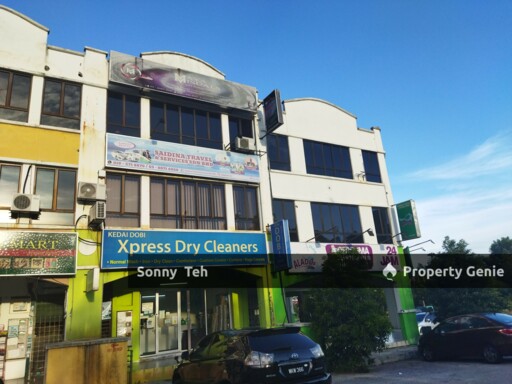 3 sty Shop at Taman Damai Utama