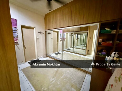 2 Storey Terrace Jalan Kristal, Seksyen 7, Shah Alam.